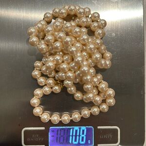 Pearl necklace
